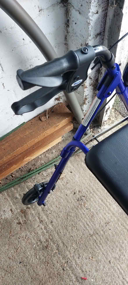 Photo of free Walking aid (Gadebridge HP1) #3