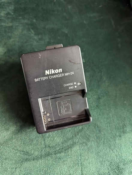 Photo of free Nikon camera battery charger (Swarkestone DE73) #1