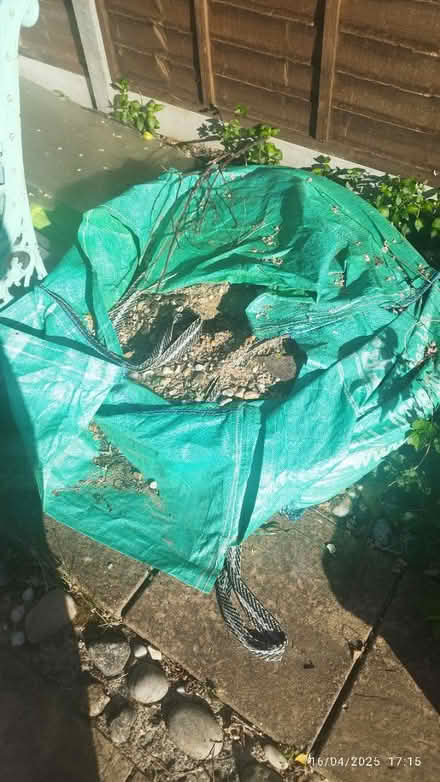 Photo of free Left over ballast jumbo bags (Albany park DA14) #1