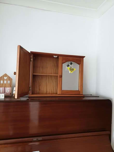 Photo of free Mirrored door cabinet (West Midlands B31) #4