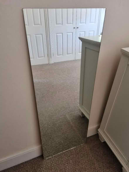 Photo of free Full length mirror (Fleet, Hampshire) #1
