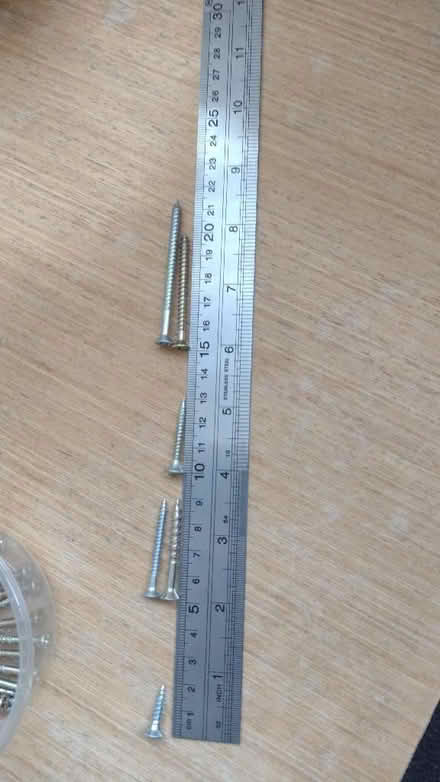 Photo of free Screws (Crookes S10) #3