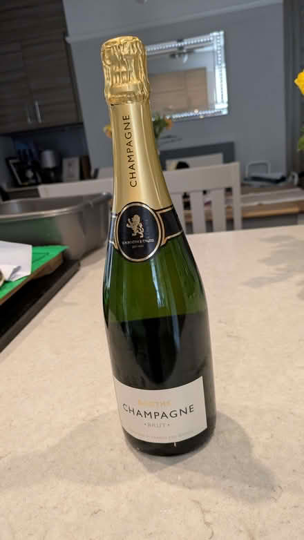 Photo of free Champagne (Kendal LA9) #1