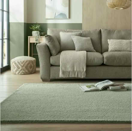 Photo of free Rug (Bridge of Allan FK9) #1