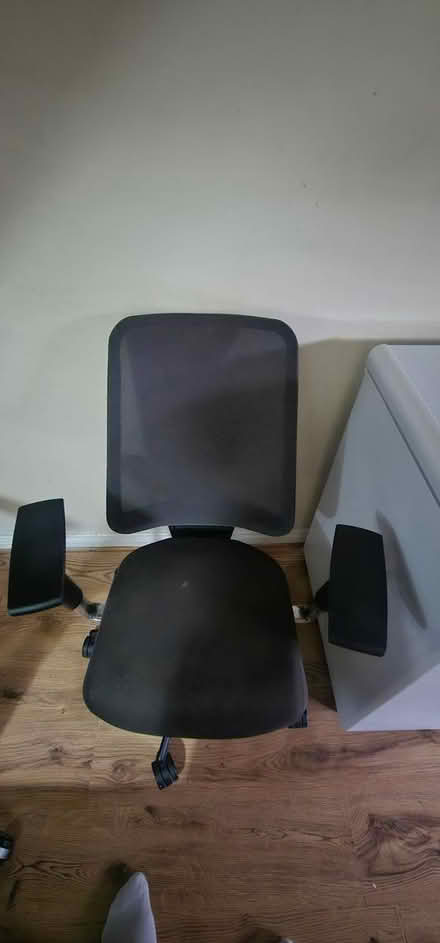 Photo of free Office chairs (Grays Thurrock RM17) #2