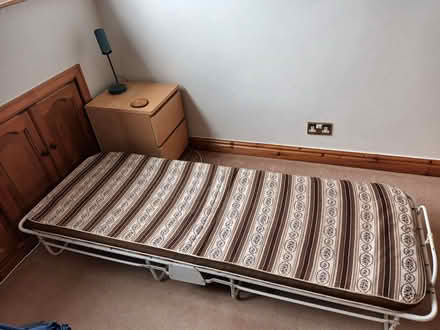 Photo of free Folding bed (Fulwood PR2) #2