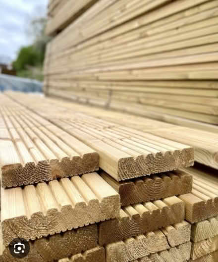 Photo of Decking wood (L30) #1