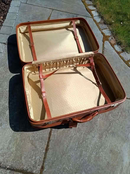 Photo of free Vintage vinyl suitcase (New Marston OX3) #2
