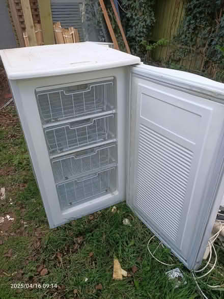 Photo of free Fridge and freezer (CR0) #2