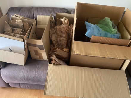 Photo of free boxes & packing materials (Cogges OX28) #2