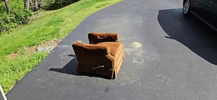 Photo of free Recliner (Herndon, 20171) #3