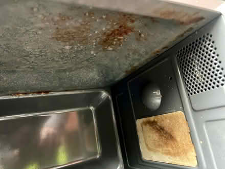 Photo of free Working Microwave - for Parts (L18) #2