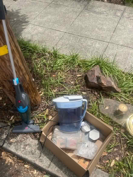 Photo of free Zero water filterer (North Berkeley California) #1