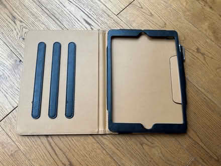 Photo of free iPad Cover - 5th Generation 11 1β4β Diagonal (Howhlill Quarries HG3) #2