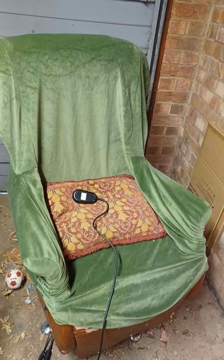 Photo of free Recliner chair electric (Wiggenhall St Mary The Virgin PE34) #1