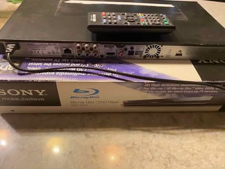 Photo of free SONY Blu-ray/DVD player-not working (KT15) #2
