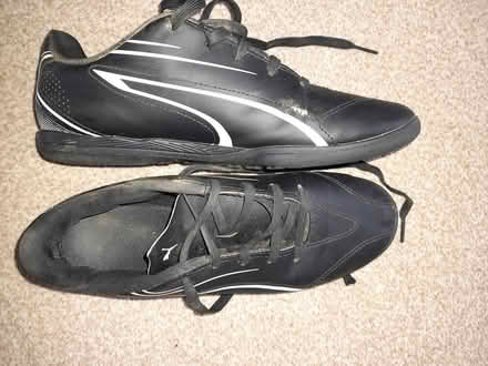 Photo of free Puma trainers sz 5.5 (Lewisham) #1