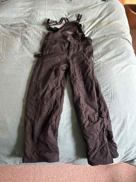 Photo of free Ski Clothing (Howhlill Quarries HG3) #1