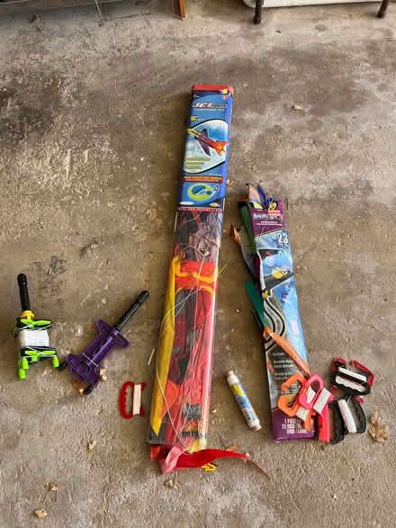 Photo of free Kite and accessories (South Downers Grove) #1