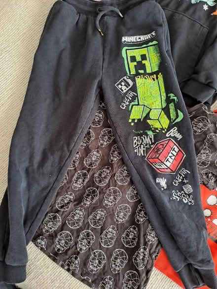 Photo of free 10-11 yrs minecraft and pokemon clothes (Battle TN33) #2