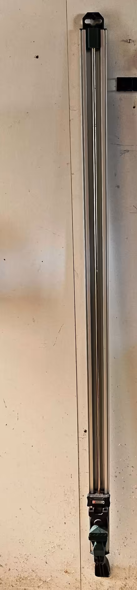 Photo of free 1m cutting guide (Fetcham / Bookham) #1