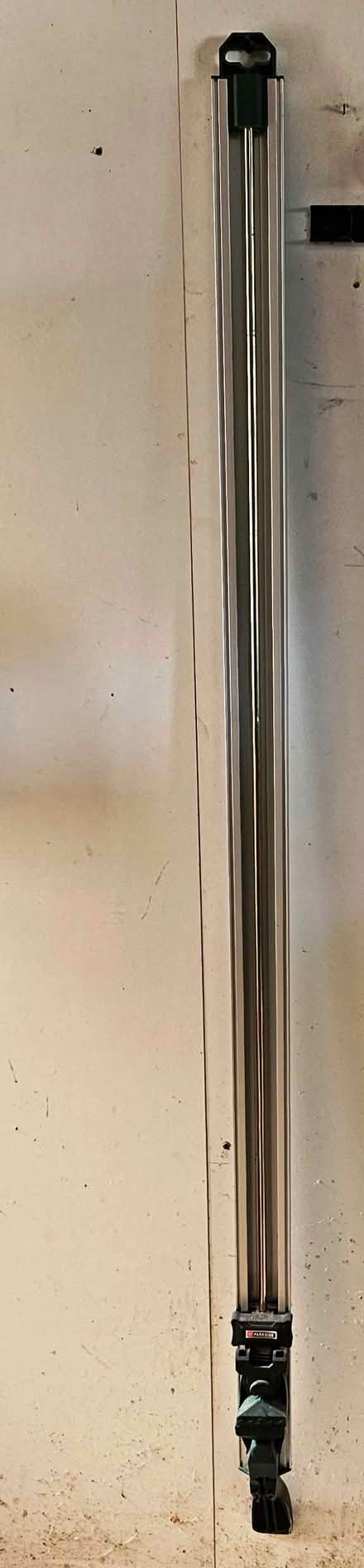 Photo of free 1m cutting guide (Fetcham / Bookham) #1