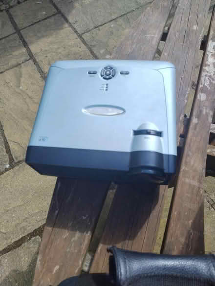 Photo of free Projector (SE9) #2