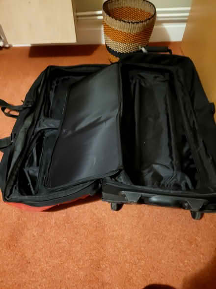 Photo of free Wheeled case (Le24fg) #4