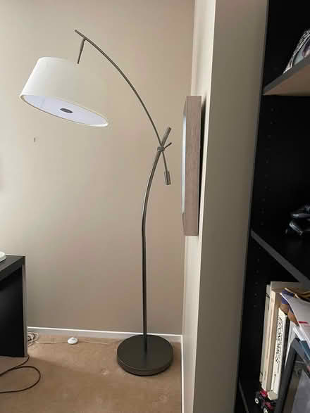 Photo of free Floor lamp (Alta Vista / Riverside) #1