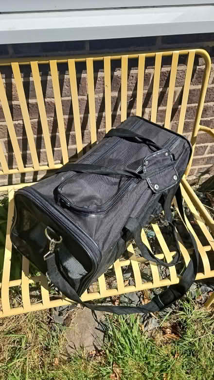 Photo of free Cat carrier (BN7) #1