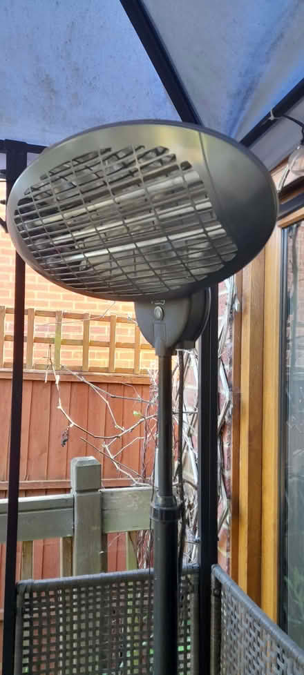Photo of free Patio Heater (Finchampstead RG40) #1