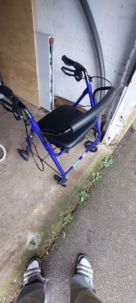 Photo of free Walking aid (Gadebridge HP1) #2