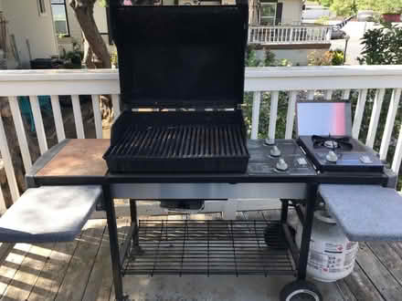 Photo of free Weber gas BBQ (Shadow Cliff, Pleasanton) #3
