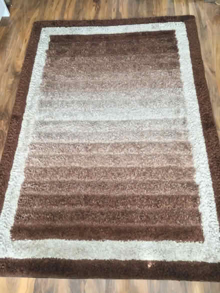 Photo of free Rug (Dagenham RM9) #1