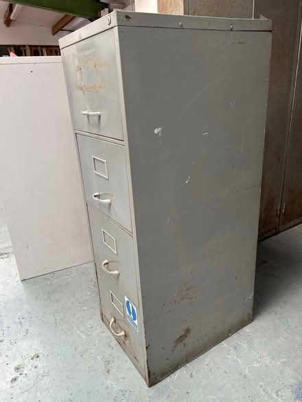 Photo of free 4 Draw Metal Stanley-Sheldon Filing Cabinet (Oulton Broad NR32) #3