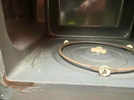 Photo of free Working Microwave - for Parts (L18) #3