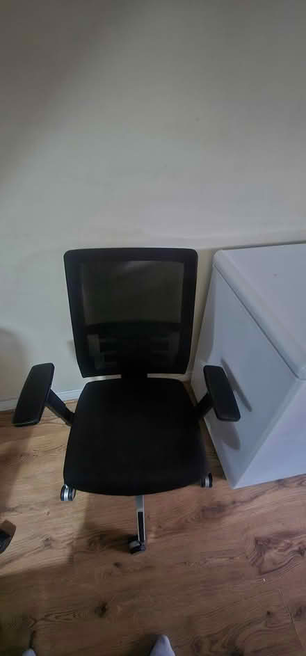 Photo of free Office chairs (Grays Thurrock RM17) #1