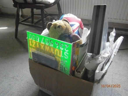Photo of free arty crafty bits (Keresley Newlands CV7) #2