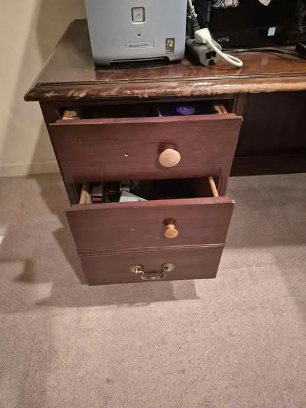 Photo of free Executive desk (Severn's Crossings) #3