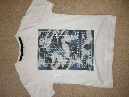 Photo of free Tshirt sz 7/8 yrs (Lewisham) #1