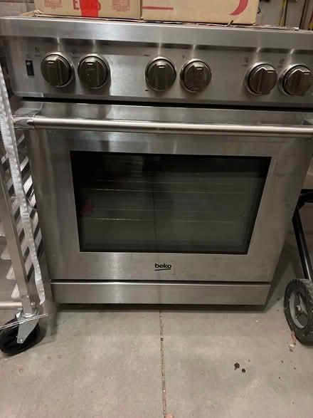 Photo of free Beko Oven (West Side) #1