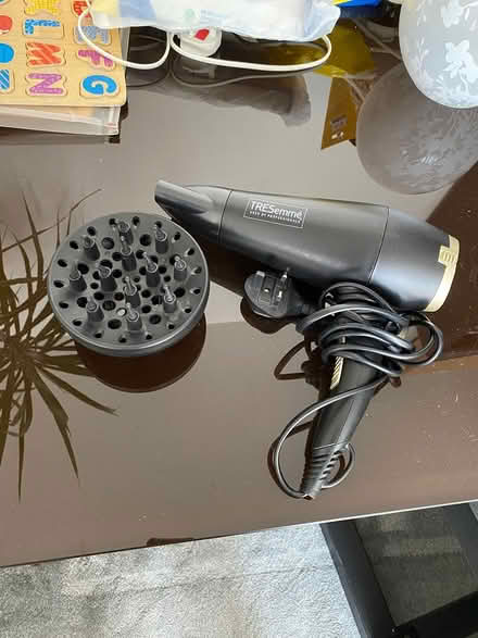 Photo of free Hair dryer (bow e3) #1
