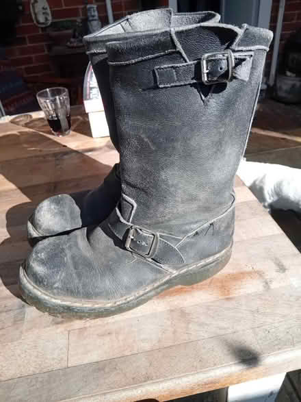 Photo of free Vintage 'Vegetarian Shoes' boots (Buriton GU31) #3