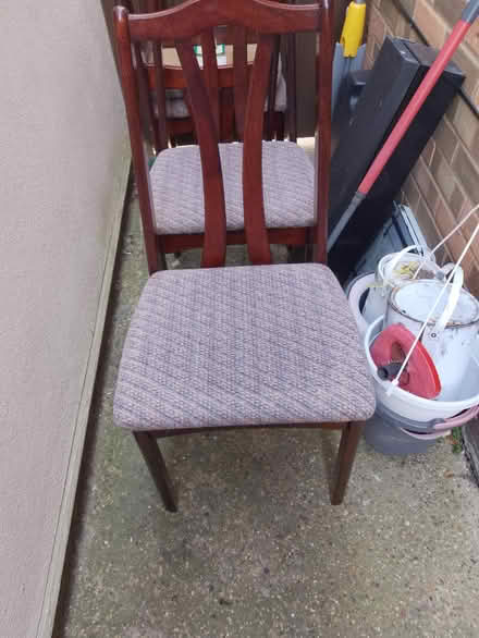 Photo of free 4 chairs (CO15) #1