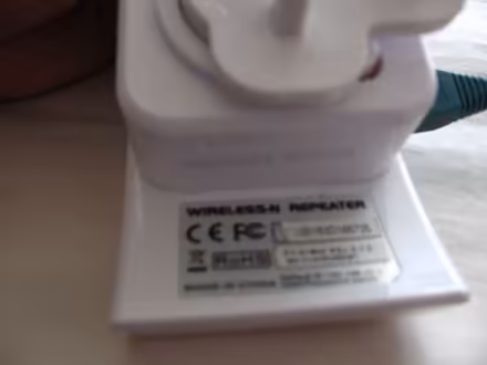 Photo of free WiFi Repeater plug into socket & router boost signal (Coppull PR7) #2