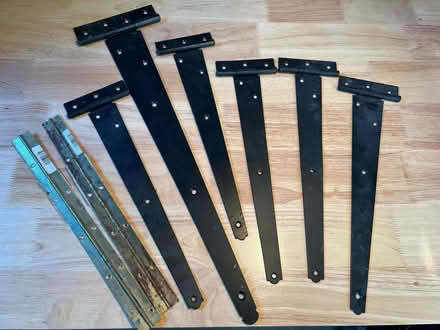 Photo of free Hinges (Bilbrook WV8) #1