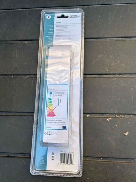 Photo of free LED Cabinet Light Kit (Bilbrook WV8) #2