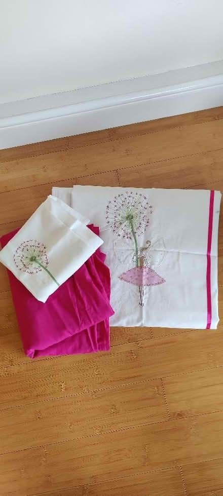 Photo of free Fairy single bed duvet set (Willingdon BN20) #1