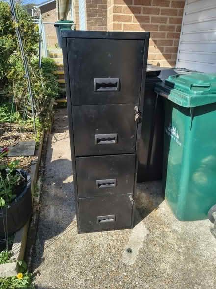 Photo of free Metal 4 Drawer Filing Cabinet (Fiveways Brighton) #1