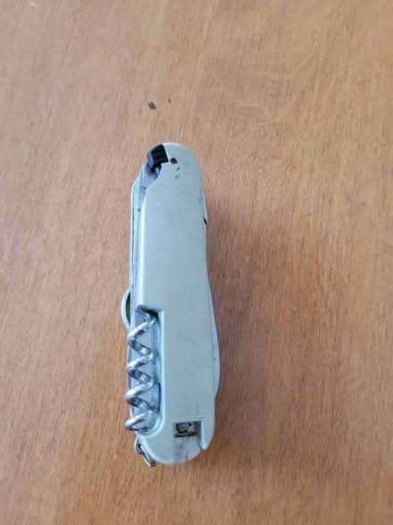 Photo of free Old gadget knife (Montreal road and St Laurent) #3